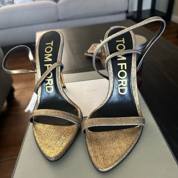 Tom Ford gold denim metallic sandal so 7.5. Brand new, never worn. - Picture 3 of 8